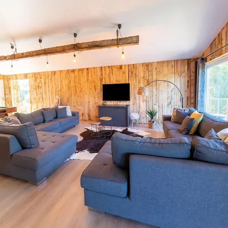 Chalet Lush Near Of B Tgenbach