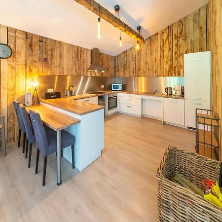 シャレー Lush Near Of Buetgenbach *