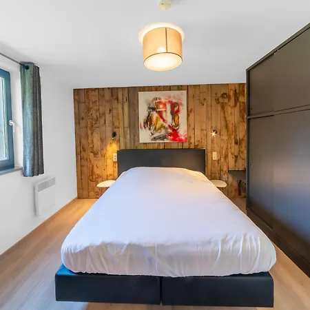 Lush Near Of Buetgenbach شاليه