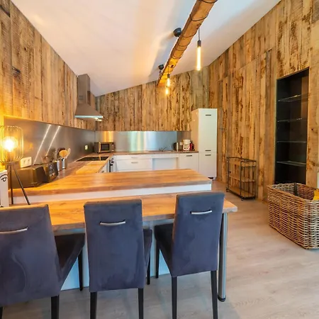 シャレー Lush Near Of Buetgenbach *